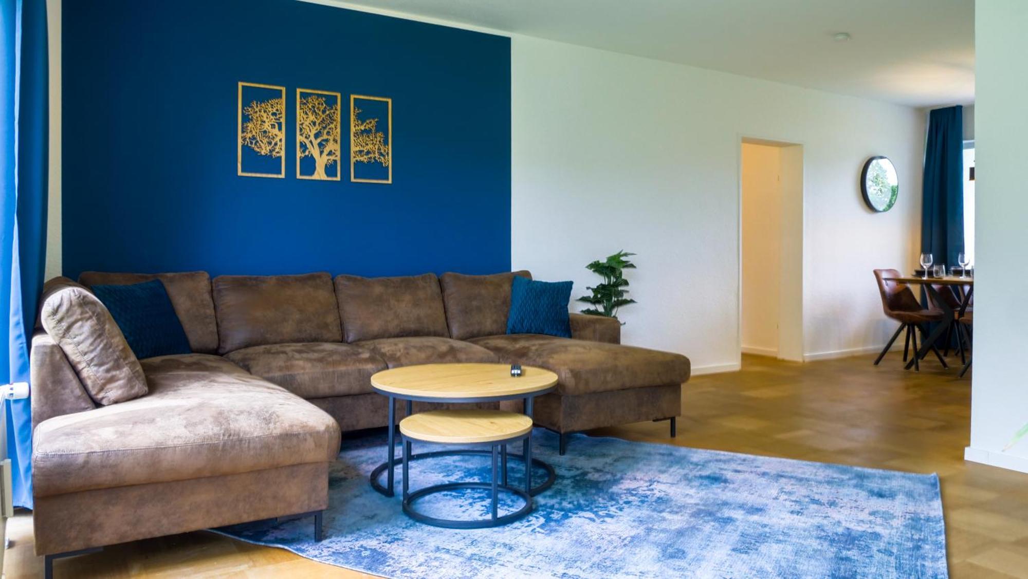 Gross, Modern, Zentrumsnah Mit Parkplatz Und Garten Ulma Esterno foto